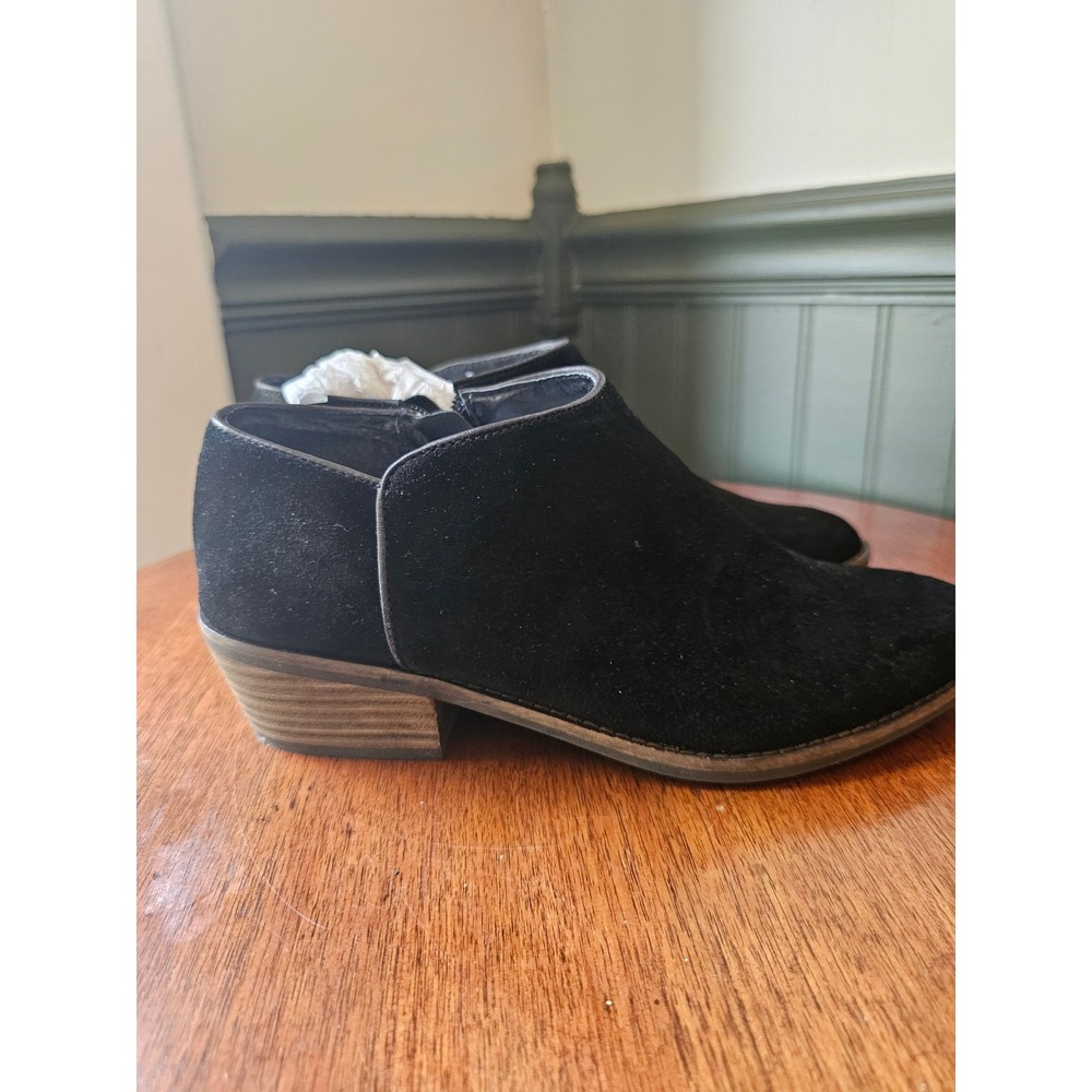 Never Worn Lucky Brand Faithly Black Oiled Suede leather Ankle Booties 8.5M